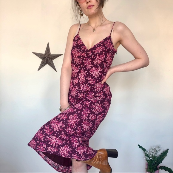 SOLD ON DEPOP! floral midi dress with empire waist - Picture 6 of 7